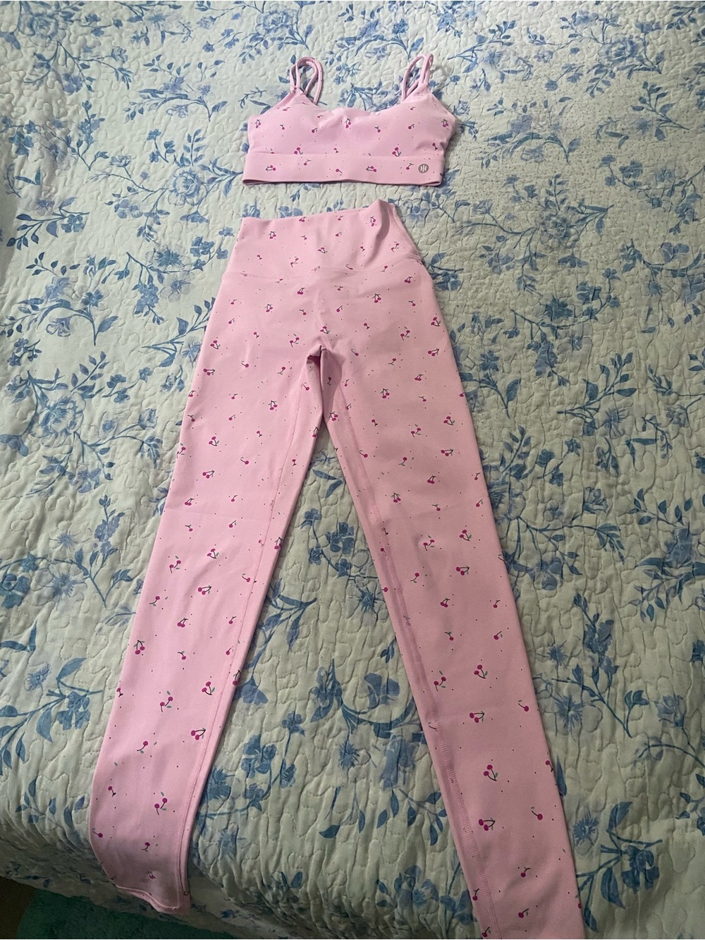 Storia Pink Cherry Print Active Set